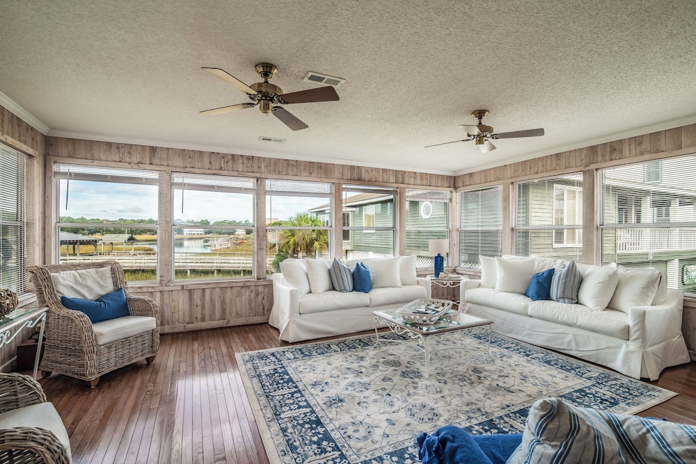 Lachicotte Vacation Rentals