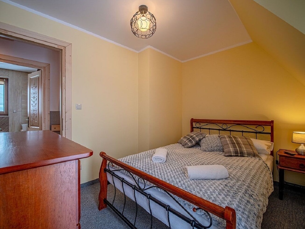 Domek na Gubałówce & Apartamenty - Premium Chalets & Luxury Apartments Gubałówka Zakopane view 4