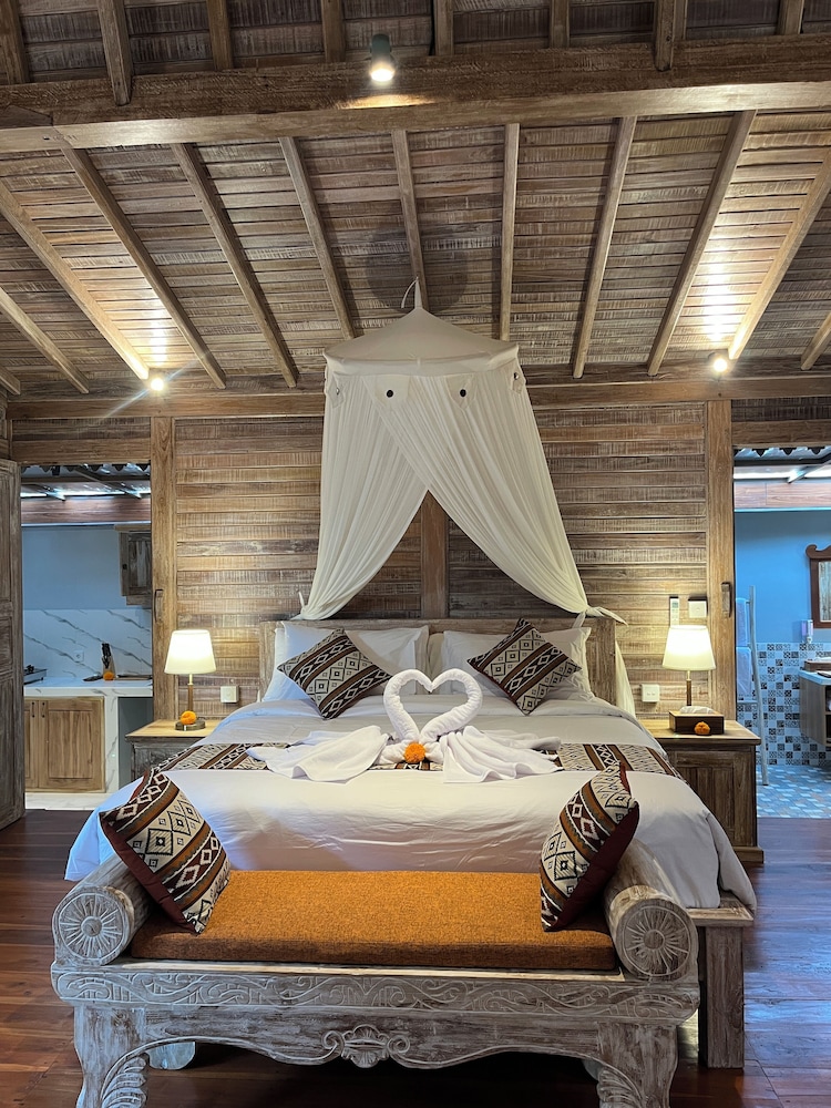 Gunung Gelagah Ubud Villas by EPS