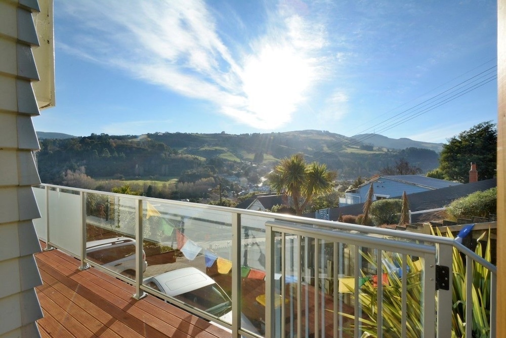Baldwin Street BNB