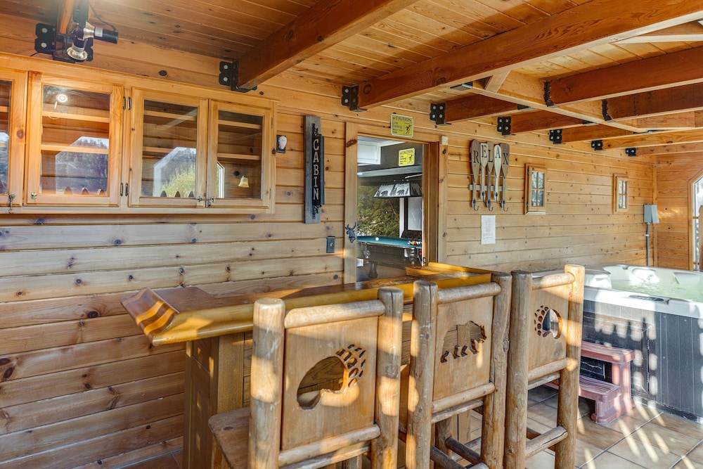 Viewtopia by Avantstay Lakefront Views Hot Tub