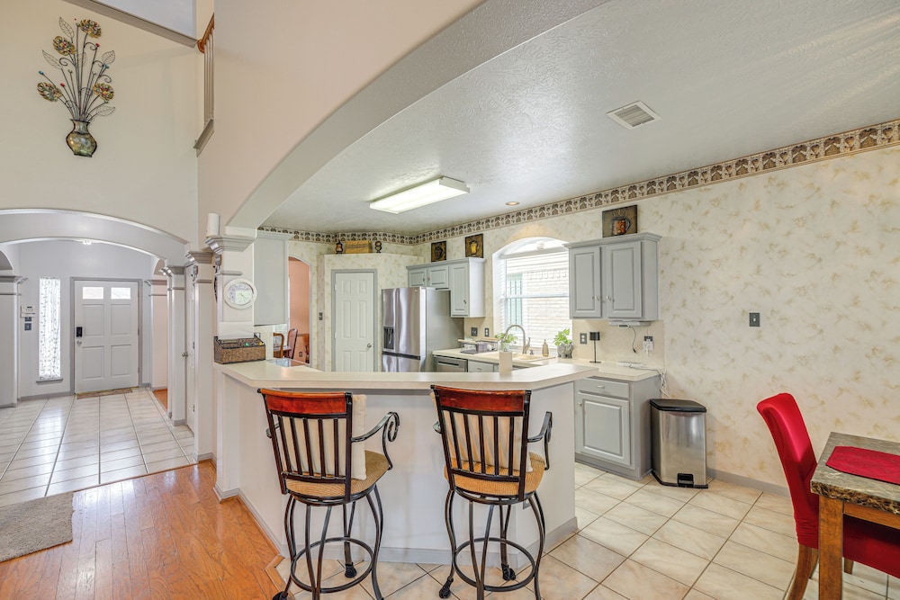 12 Mi to Dtwn Houston: Family-friendly Home!