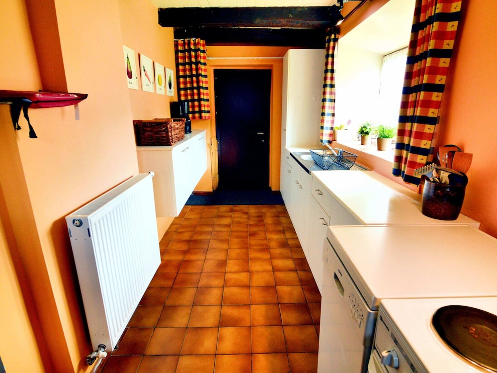 Comfortable Villa, Paliseul view 2
