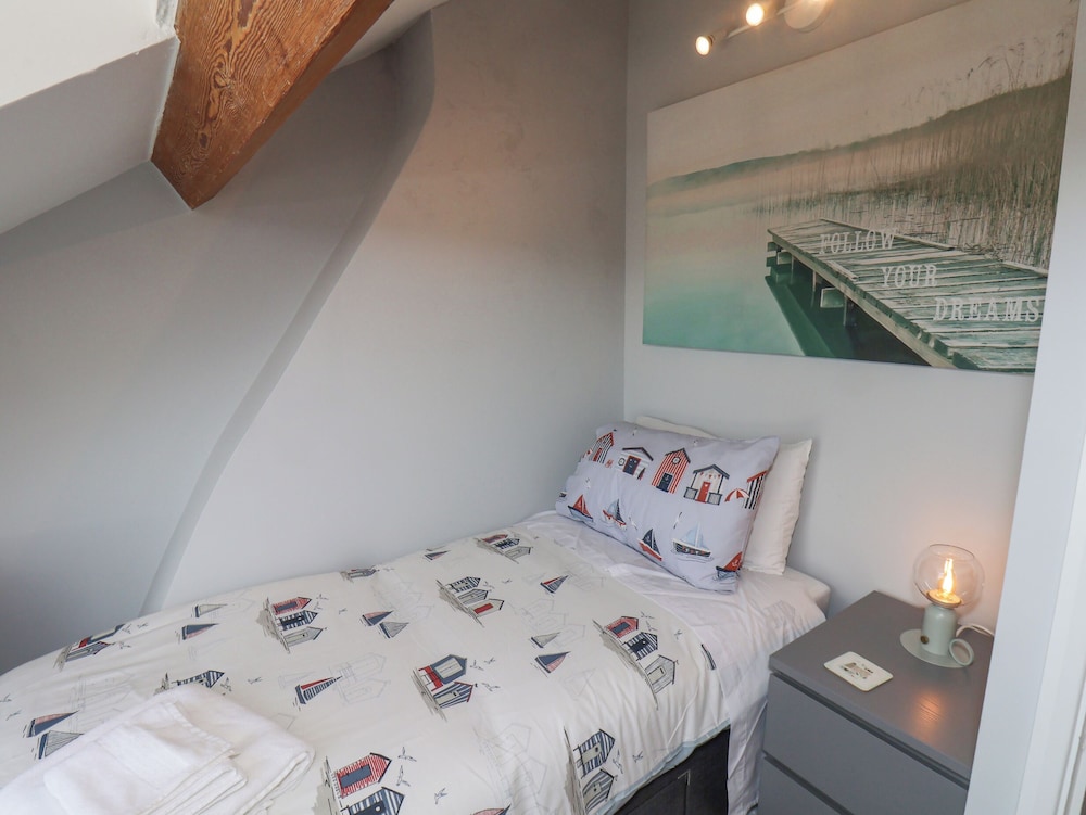 Dry Dock Cottage