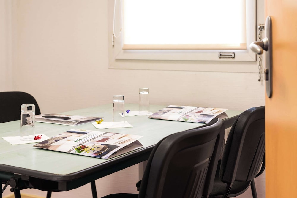 Saint-Herblain Vacations - Brit Hotel Nantes St Herblain - Le Kerann - Property Image 36