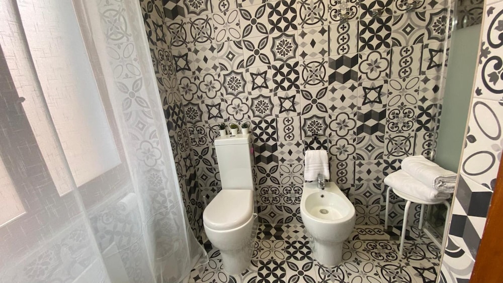 Elegant Three Room Apartment in Porto Torres