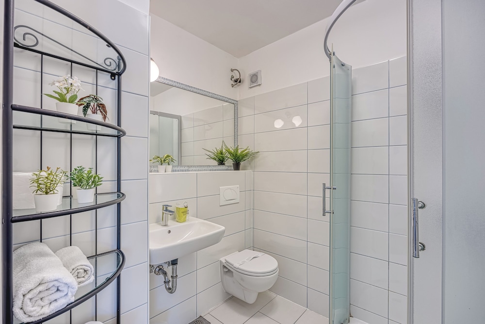 Blue Studio Apartment