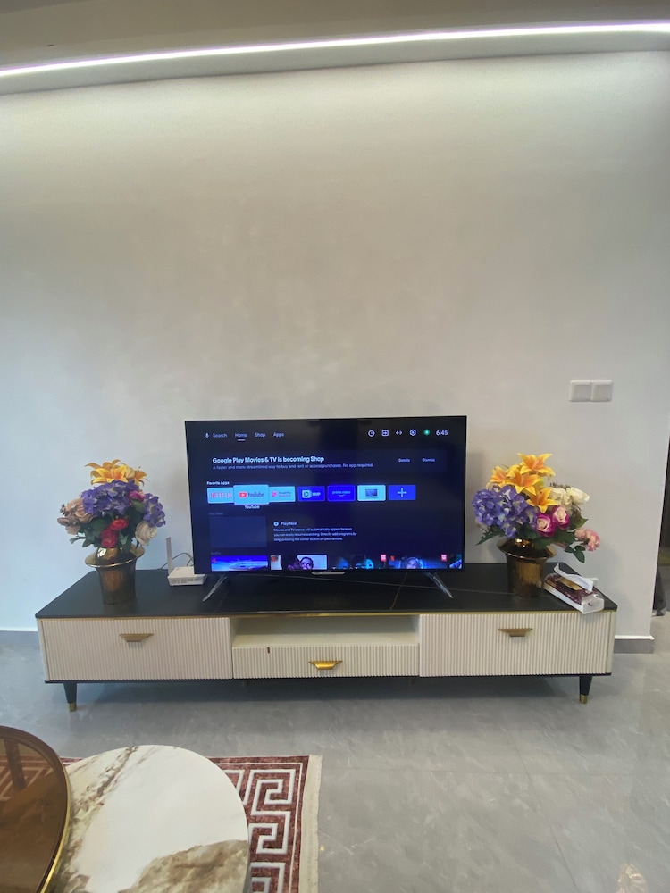 AGILE Infinity Suites TRX By AR