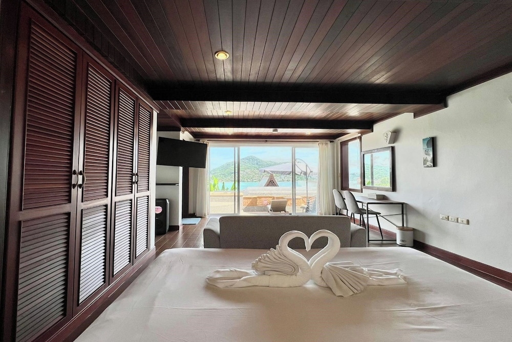 Panorama Ocean Villas, Kamala