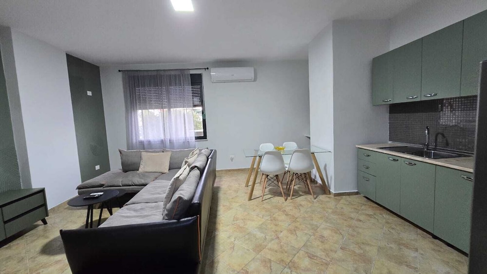 Tirent Apartment-One Bedroom Central