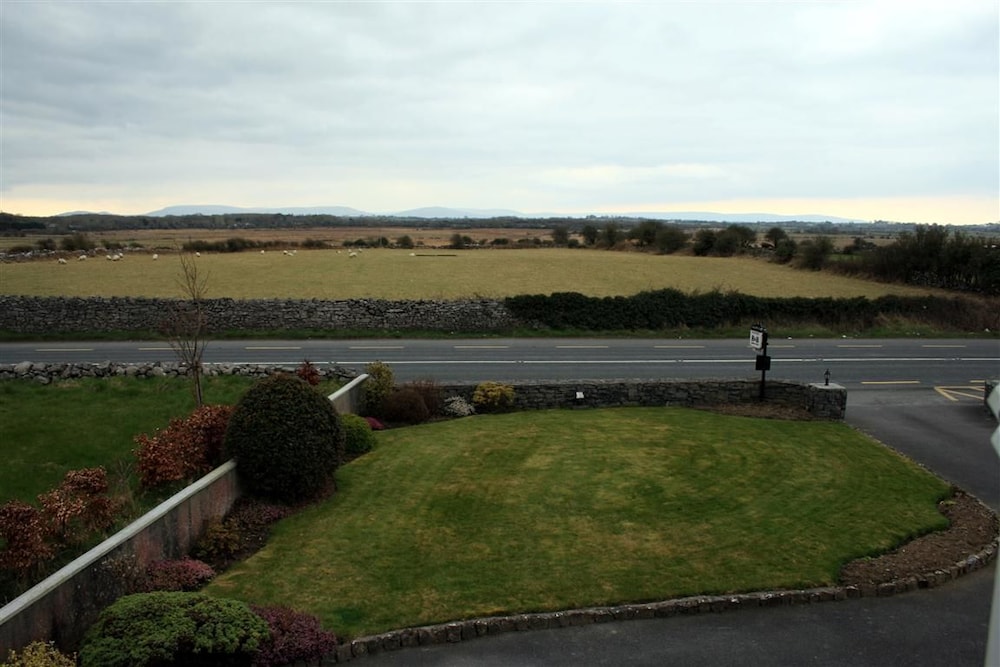 Hillview B&B