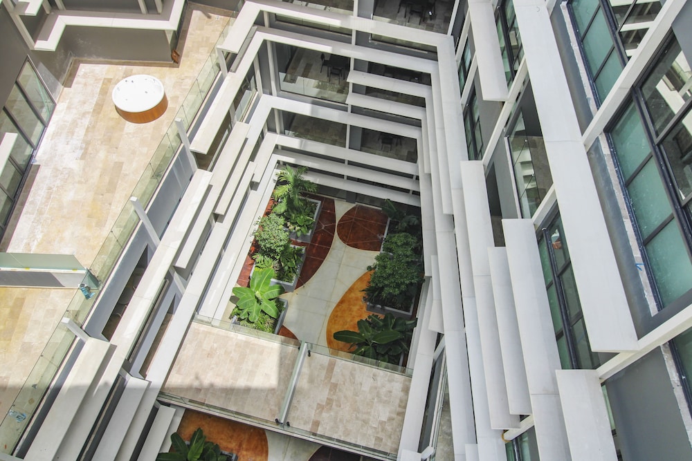Singular Dream by Spot Rentals view 3