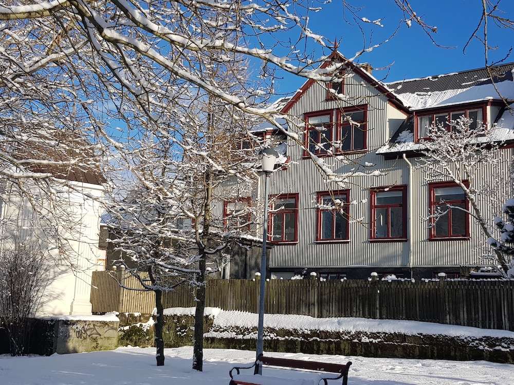 Central Guesthouse Reykjavik