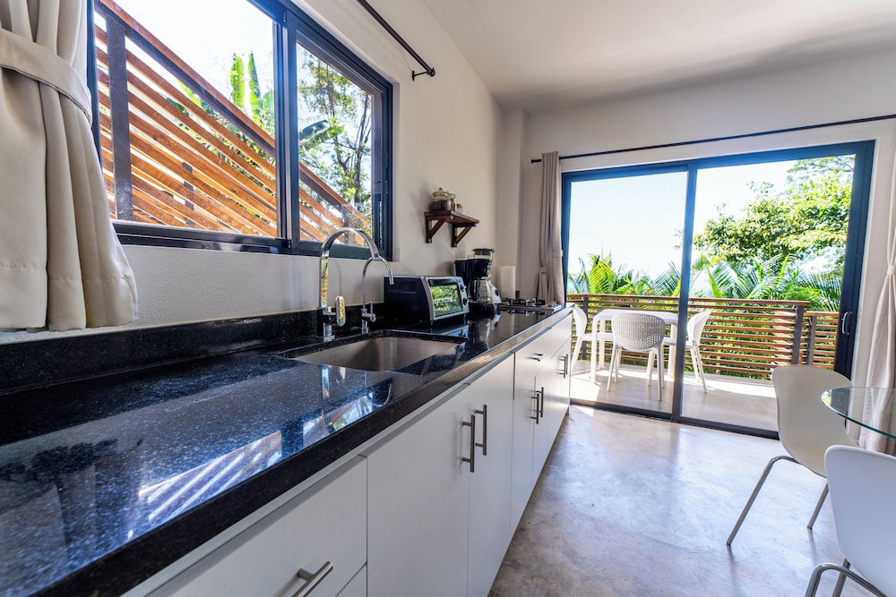 Sea View Paradise Retreat by Sea N' Rent