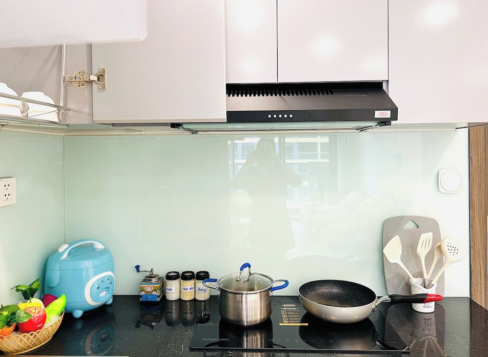 Lyshing Apartment in Vinhomes Grand Park
