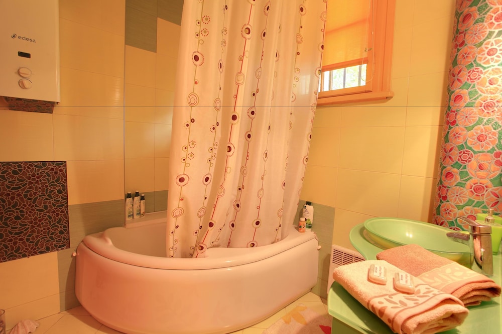 Guesthouse Tomovi