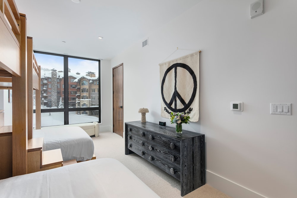 Argent at Deer Valley Resort - Three Bedroom Deluxe #405 3 Condo