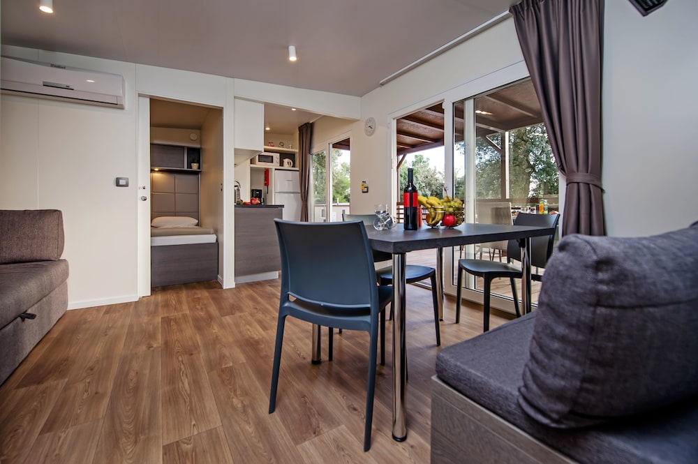 Mediteran kamp Mobile Homes in Camping Porton Biondi