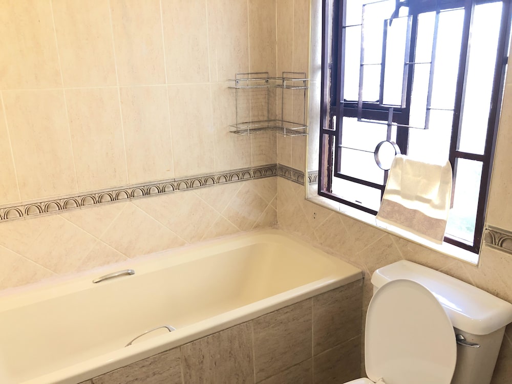 White House of Tanzania - Hostel