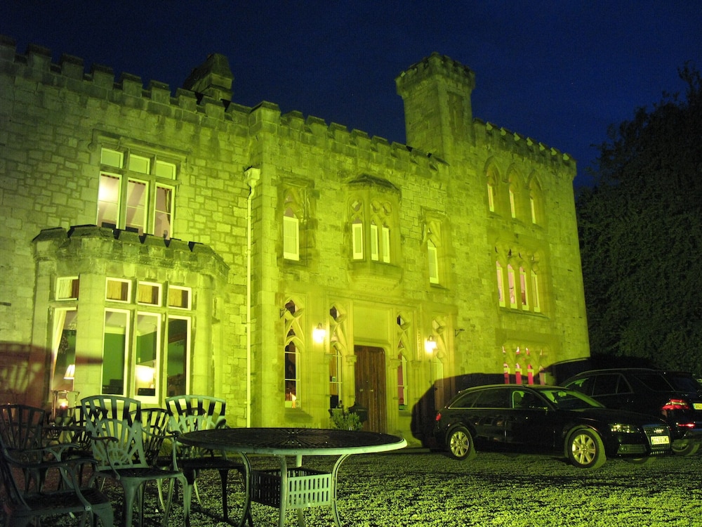 Ffarm Country House