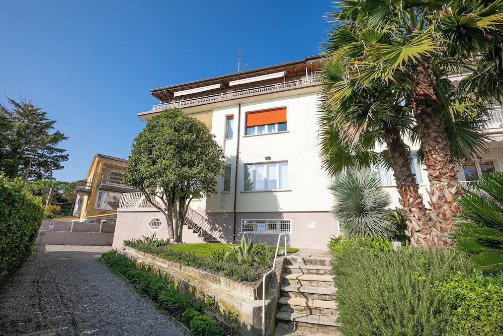 La Maison Fleurie Appartamento Glicine
