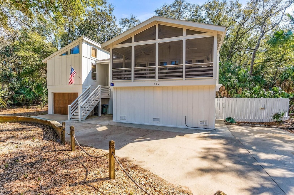 Spacious Family Getaway