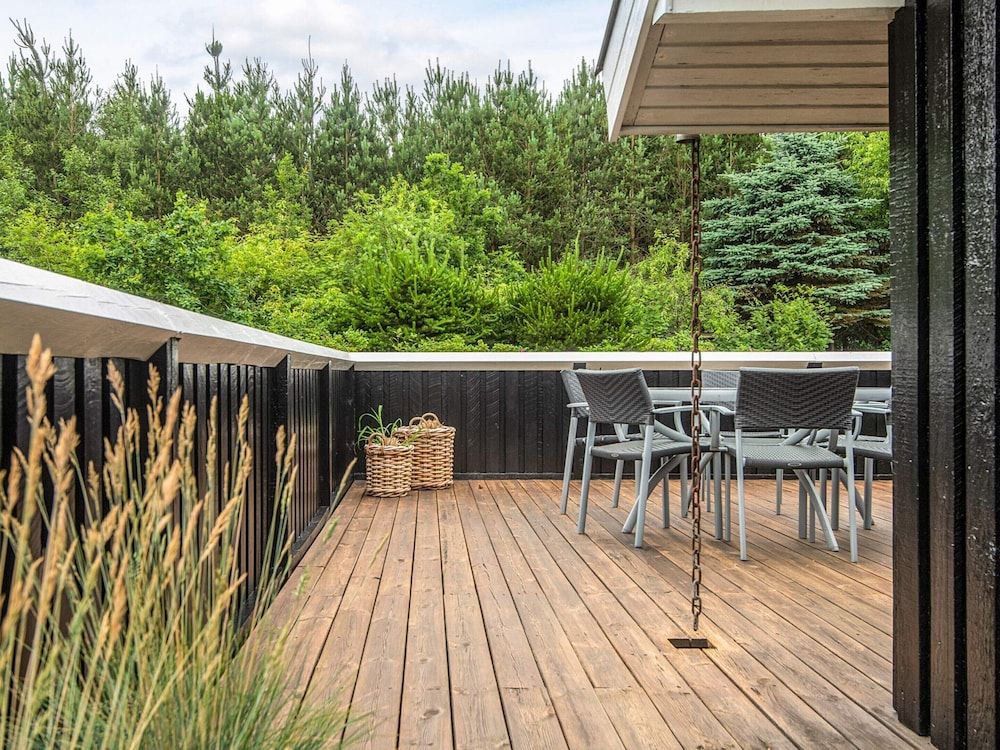 6 Person Holiday Home in Norre Nebel