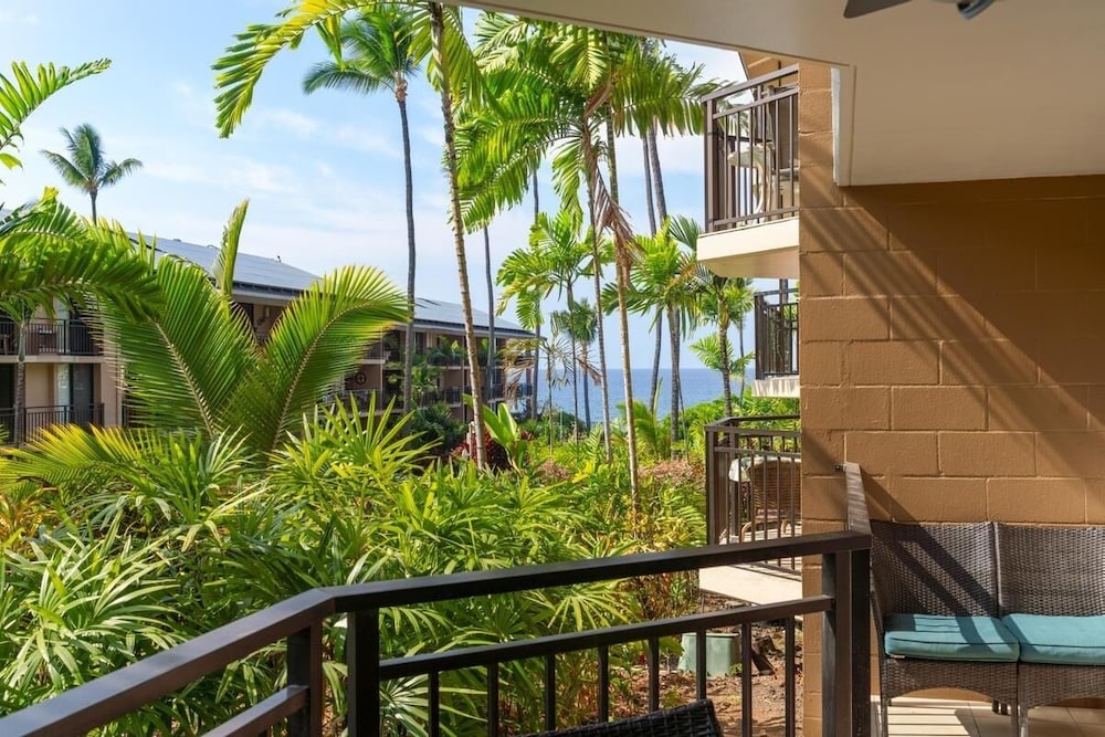 Big Island Kona Makai 5-103 1 Bedroom Condo