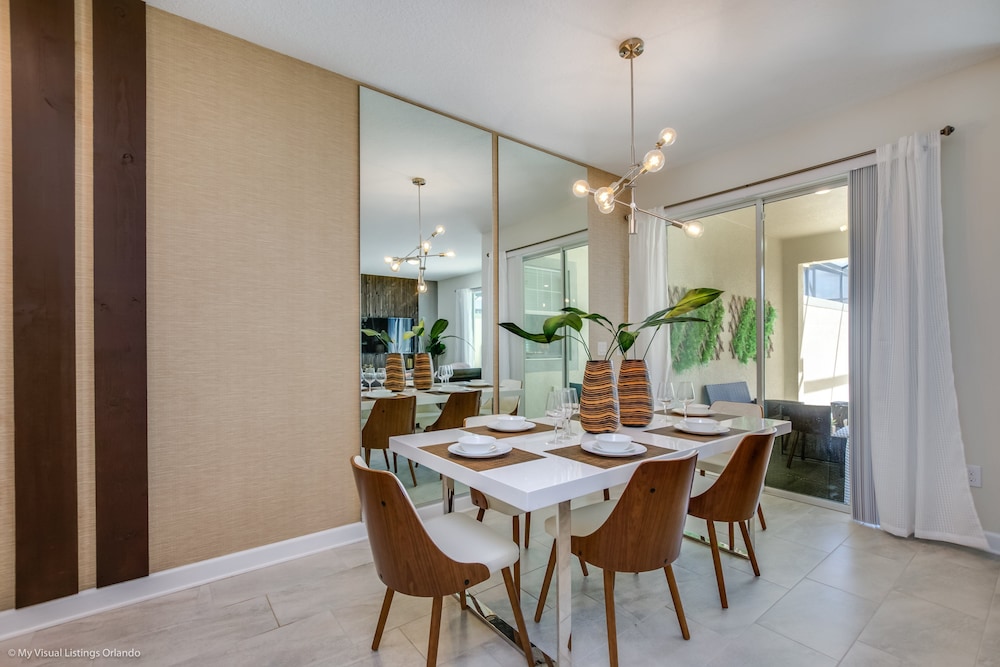 4bed 3Ba Champions Gate Pool Home - Image 3