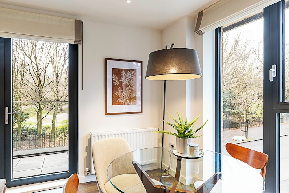 Spacious and Trendy Shoreditch Flat