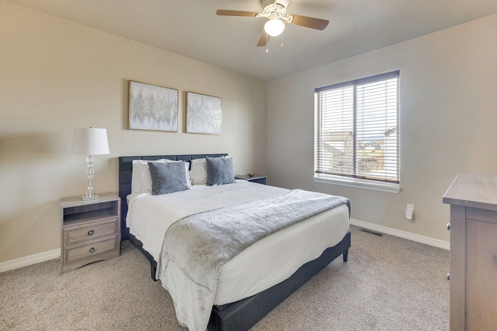 Explore Pikes Peak & Colorado Springs: Family Home