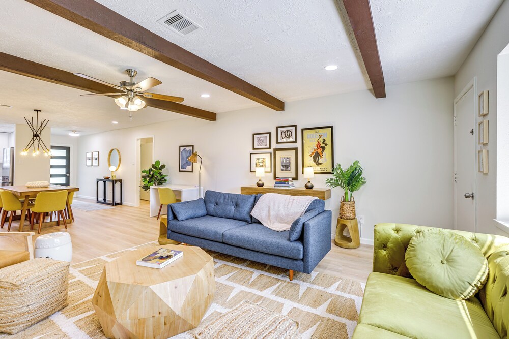 5 Mi to Lake Houston: Family Home in Humble