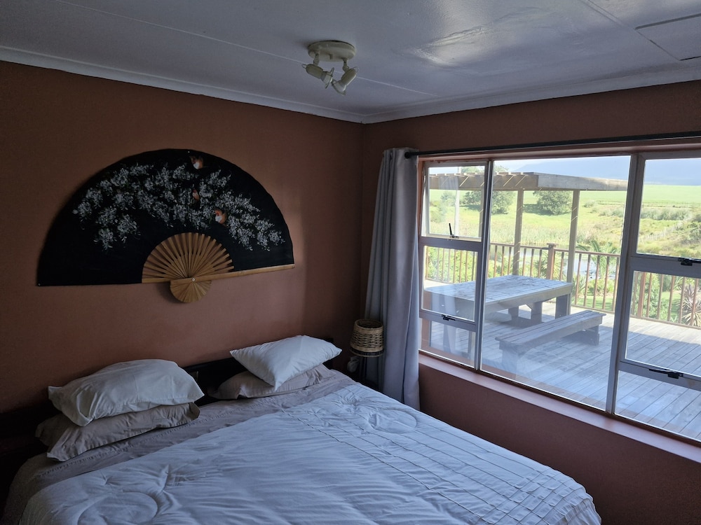 Ibis Place Guest House