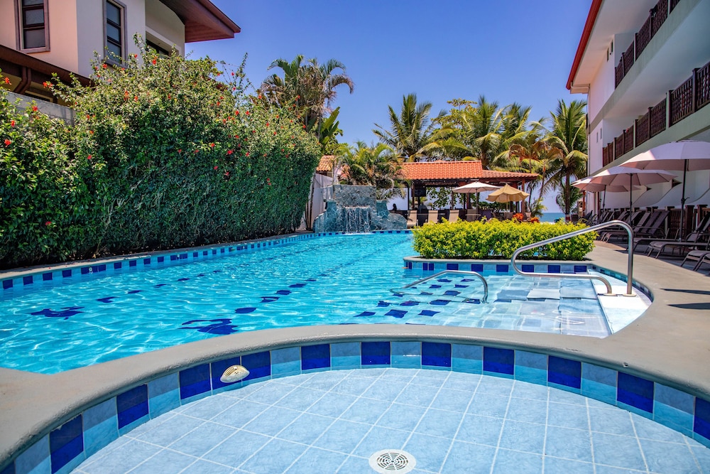 Hotel South Beach - Image 1