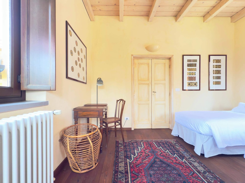 Dimora il Pozzetto Elegant Villa With Garden