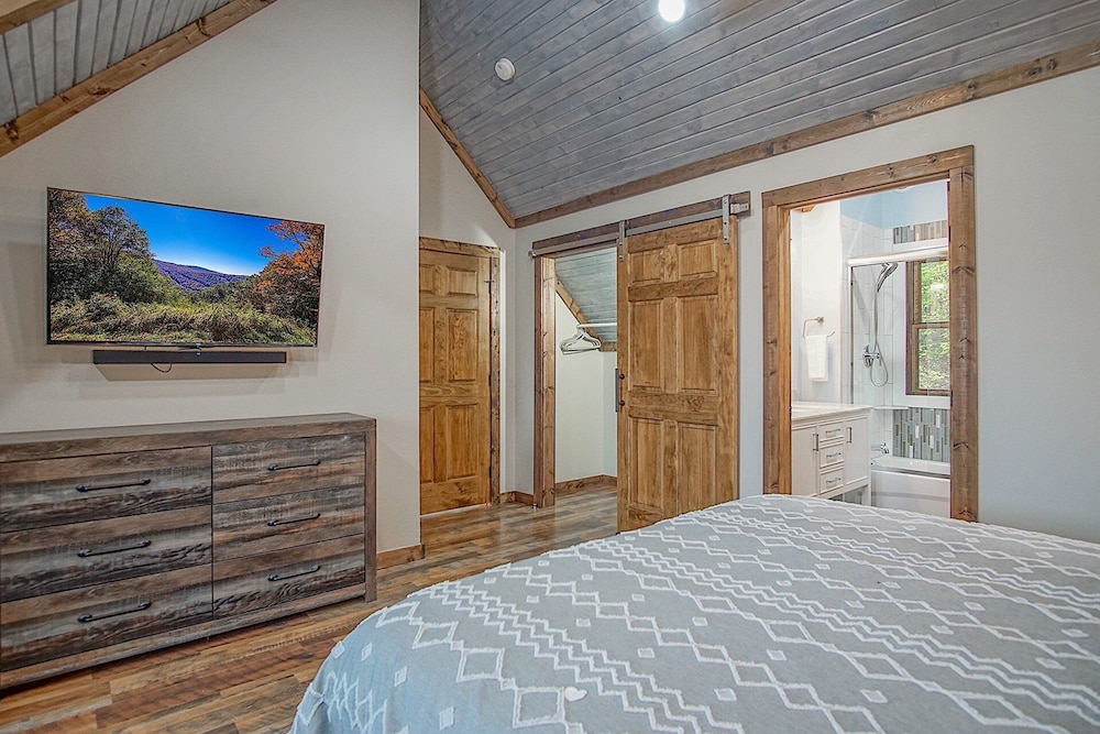 5 Br: Cupp Runneth Over - Luxurious Retreat Nestled 9.7 Miles From Snowshoe