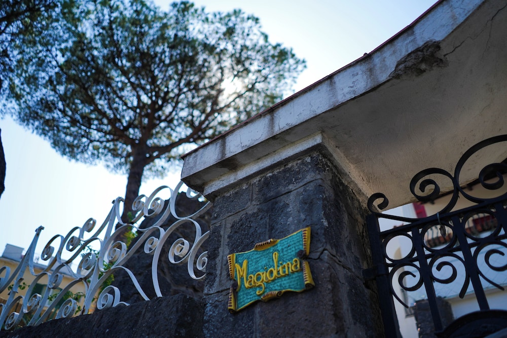 Villa Magiolina