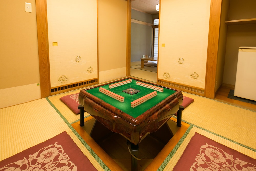 Yugawara Manyoso