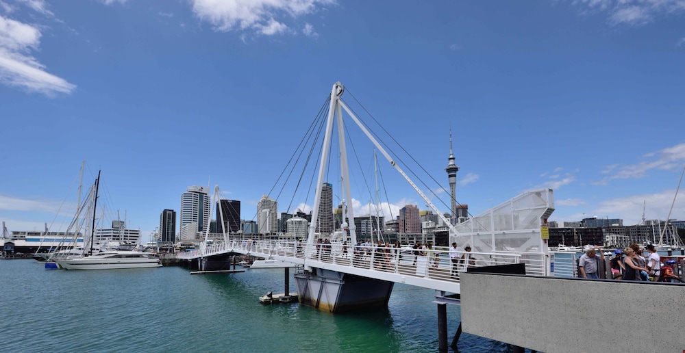 Pelicanstay at Auckland Viaduct Harbour — Auckland