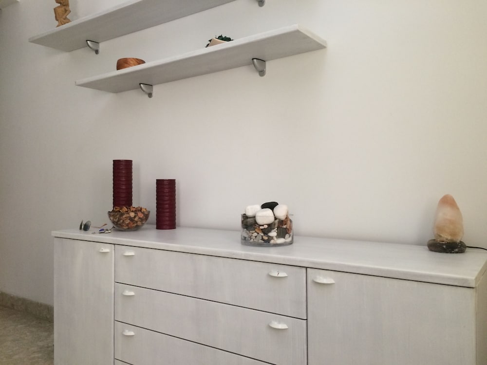 Maltese Rooms