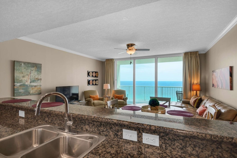 Palazzo by iTrip Panama City Beach view 3