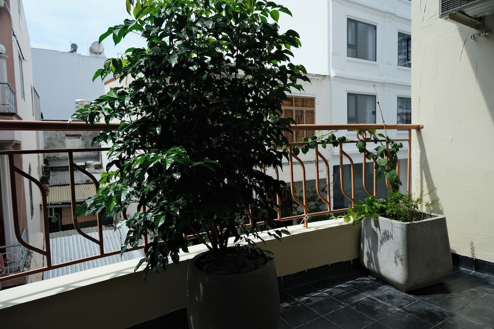 Brenda Home