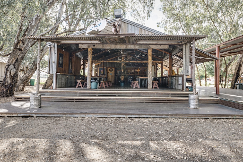 Nyngan Riverside Tourist Park