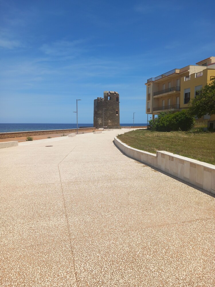 Splendid Detached Villa, Near the sea view 3