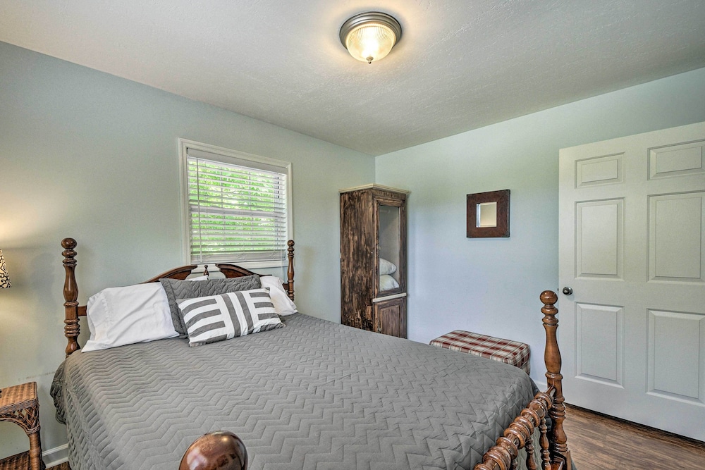 Guntersville Cabin Nestled in Kudzu Cove Resort view 4