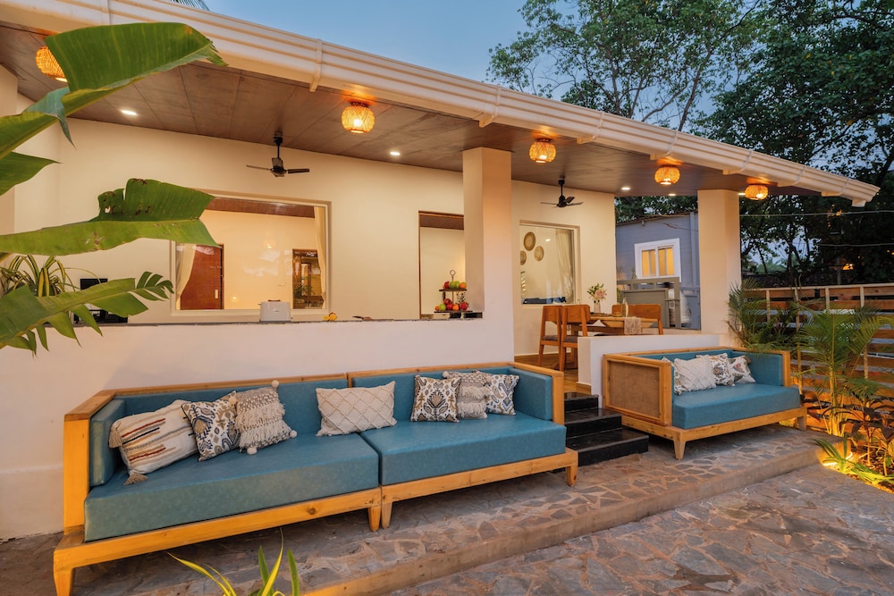 ELIVAAS House of Neptune 1 BHK Boutique