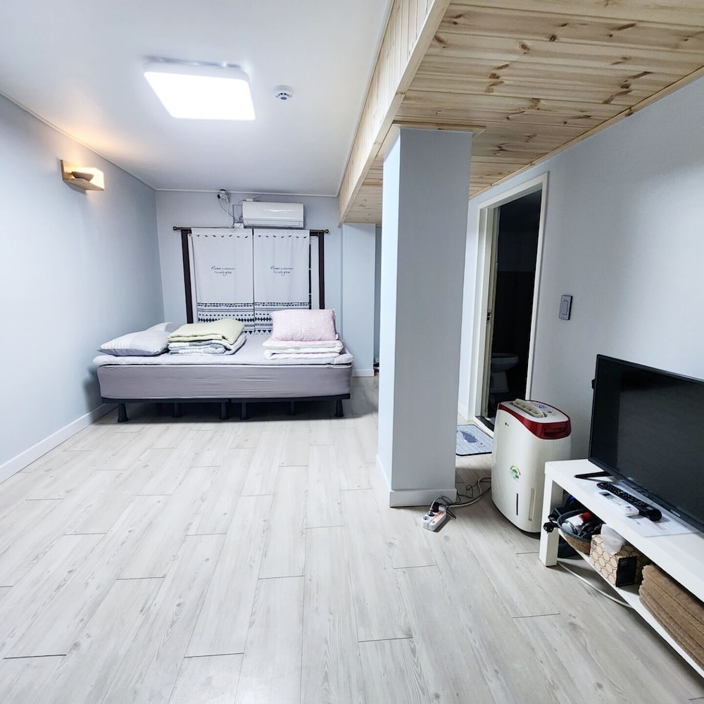 Yeobyul Guesthouse