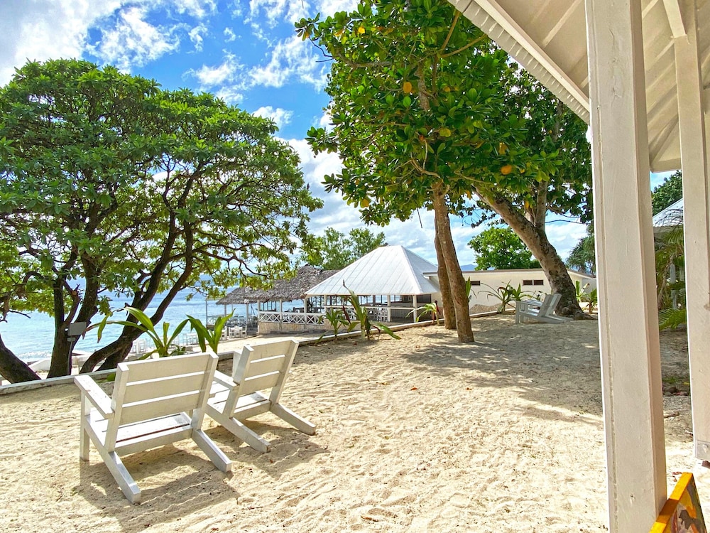 Coco Beach Resort