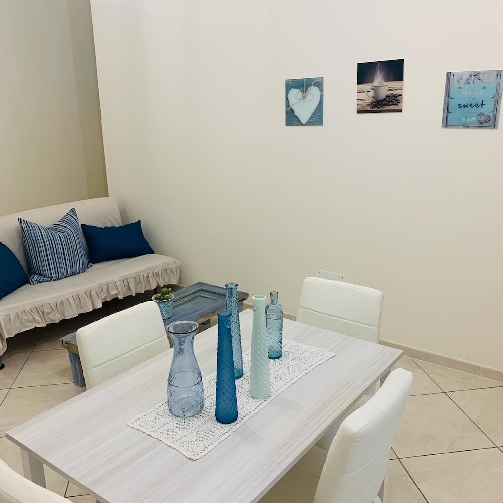 All the Comforts of a Hotel With the Spaces of a Home