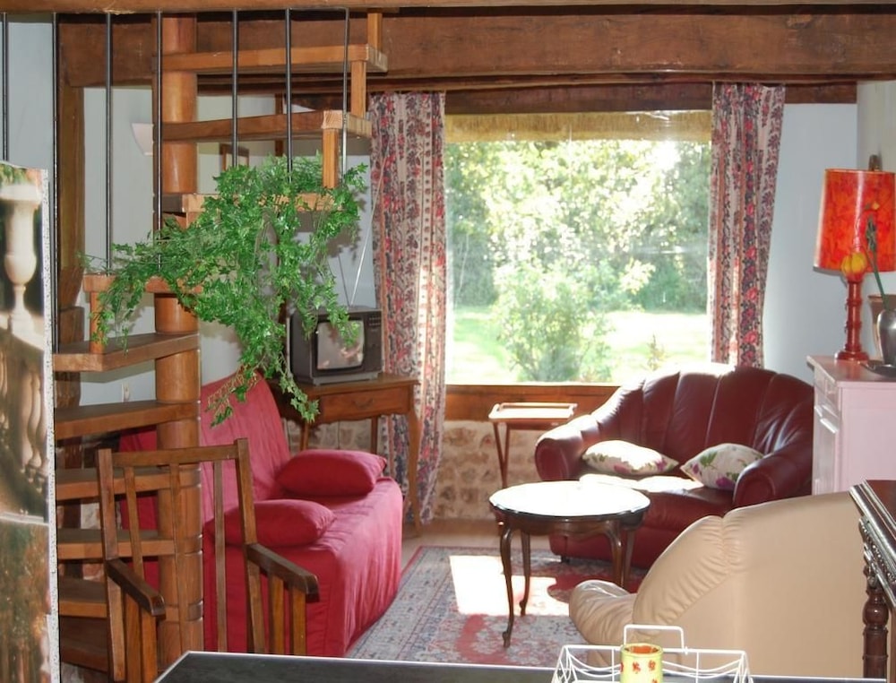 Manoir de la Plane Chaumière view 3